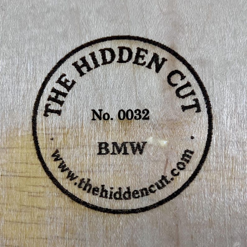 Original photograph of the maker’s seal, number 0032